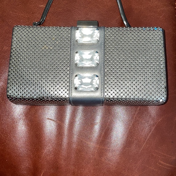 Vintage Silver Mesh Whiting & Davis Handbag Clutch EUC - Picture 2 of 7